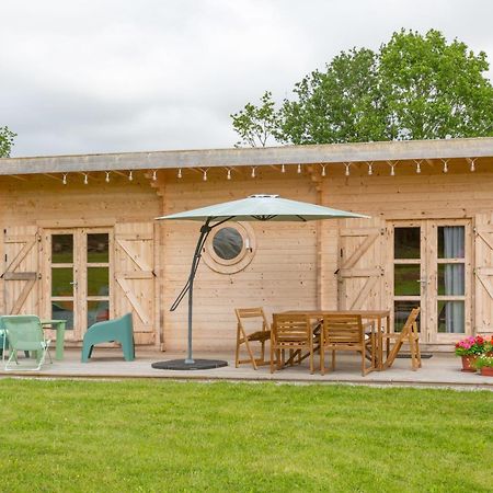 Chalet 4 Pers Landeleau 2Kms Canal Kültér fotó
