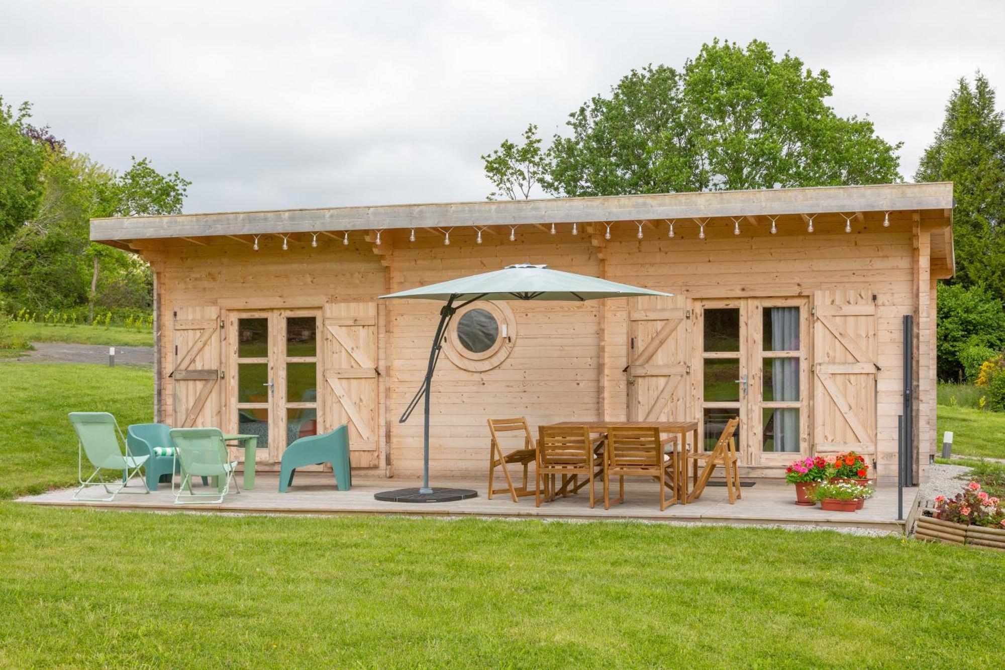 Chalet 4 Pers Landeleau 2Kms Canal Kültér fotó